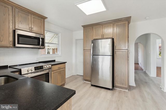 703 MEDIA PKWY, Wallingford, PA 19086