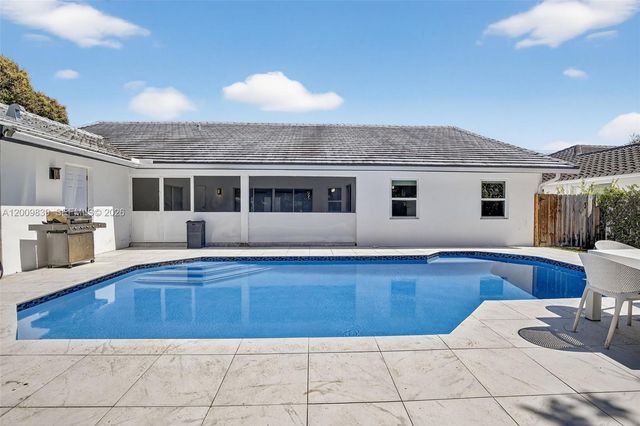 3540 N Park Rd, Hollywood, FL 33021