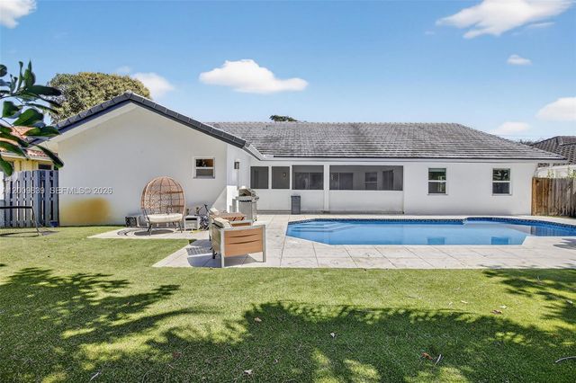 3540 N Park Rd, Hollywood, FL 33021