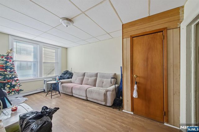 17 Myrtle Avenue, Jersey City, NJ 07305