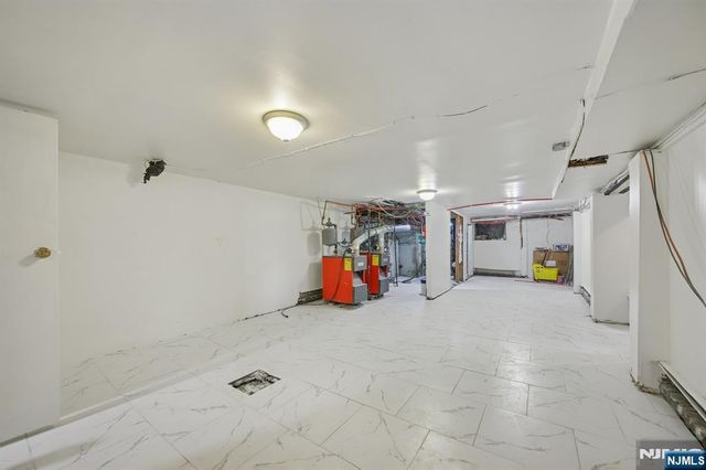 17 Myrtle Avenue, Jersey City, NJ 07305