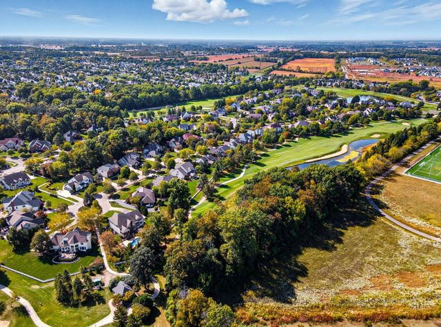 5962 Heritage Lakes Drive, Hilliard, OH 43026