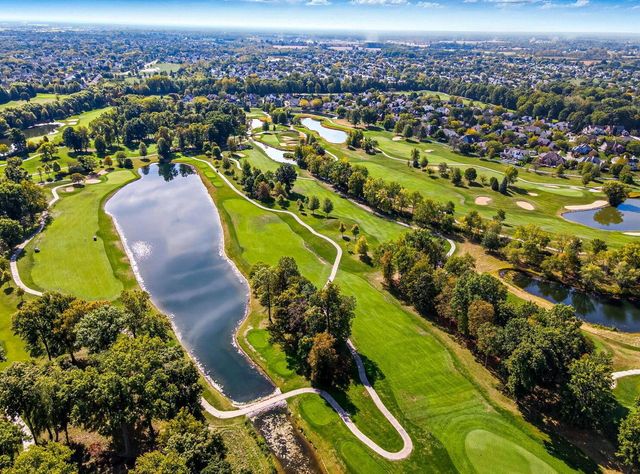 5962 Heritage Lakes Drive, Hilliard, OH 43026