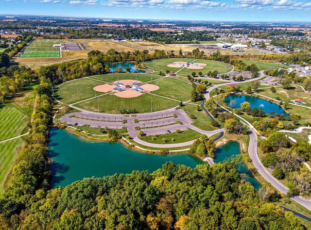 5962 Heritage Lakes Drive, Hilliard, OH 43026