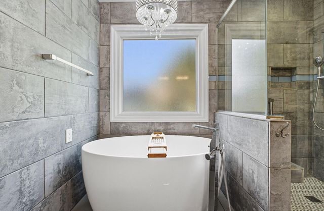 5962 Heritage Lakes Drive, Hilliard, OH 43026