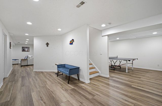 5962 Heritage Lakes Drive, Hilliard, OH 43026