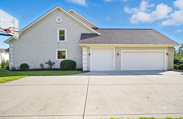 5962 Heritage Lakes Drive, Hilliard, OH 43026