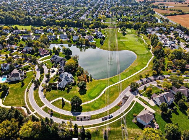 5962 Heritage Lakes Drive, Hilliard, OH 43026