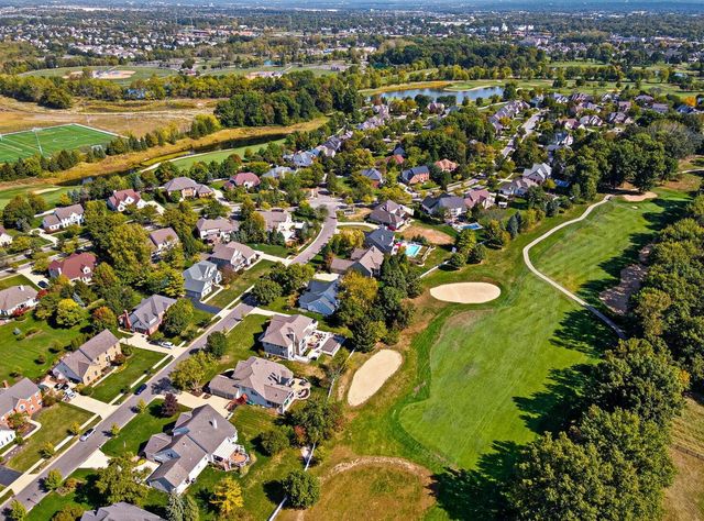 5962 Heritage Lakes Drive, Hilliard, OH 43026