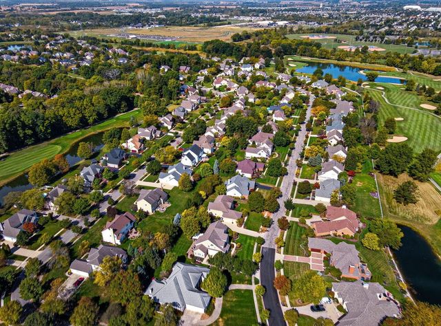 5962 Heritage Lakes Drive, Hilliard, OH 43026