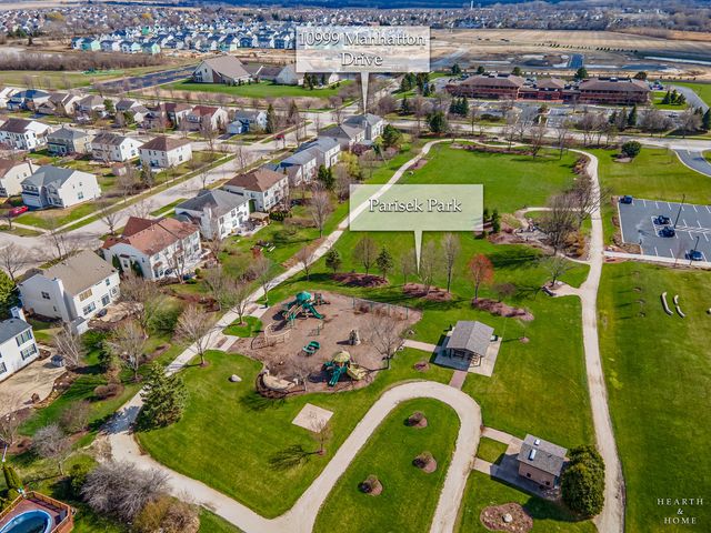 10999 Manhattan Drive, Huntley, IL 60142