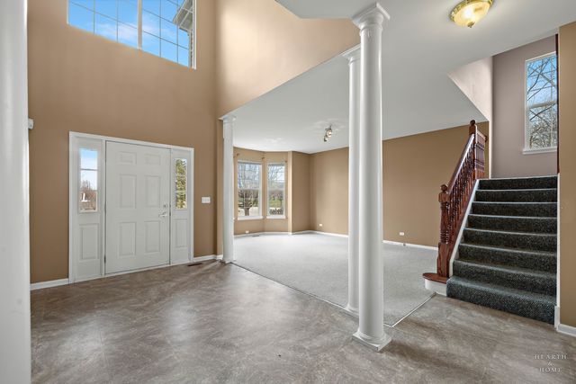 10999 Manhattan Drive, Huntley, IL 60142
