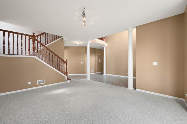 10999 Manhattan Drive, Huntley, IL 60142