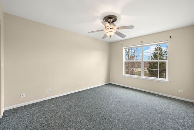 10999 Manhattan Drive, Huntley, IL 60142