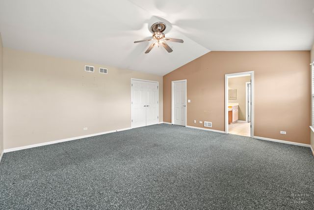 10999 Manhattan Drive, Huntley, IL 60142