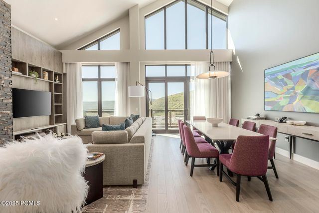 1702 W Glencoe Mountain Way 7112, Park City, UT 84060