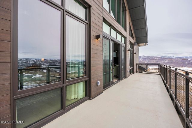 1702 W Glencoe Mountain Way 7112, Park City, UT 84060