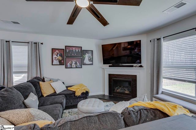 1087 Summerlin Trail, Duncan, SC 29334