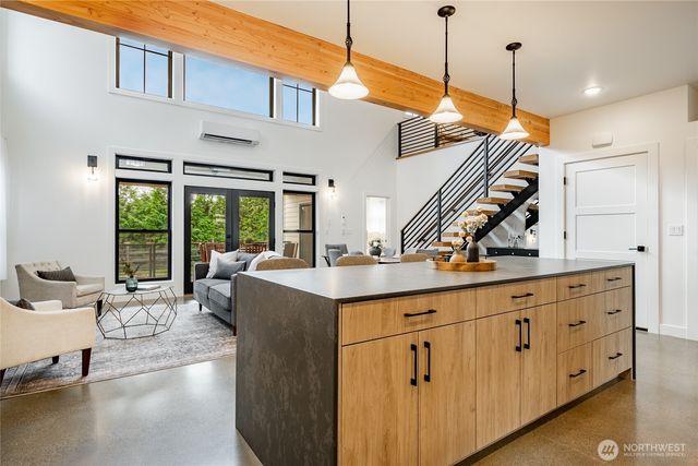 204 Pebblebrook Drive, Lynden, WA 98264