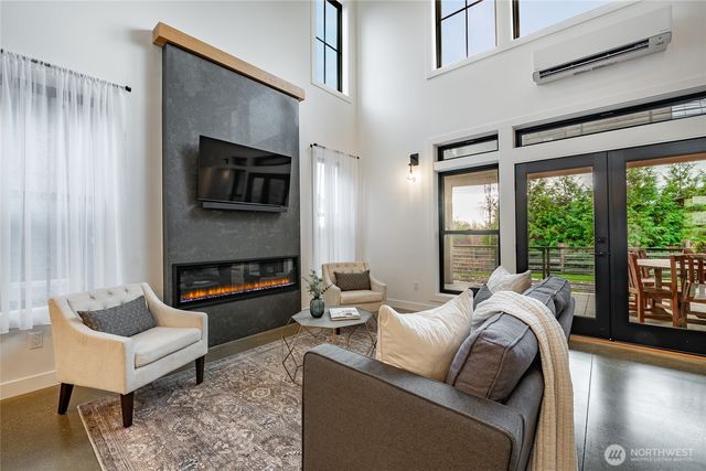 204 Pebblebrook Drive, Lynden, WA 98264