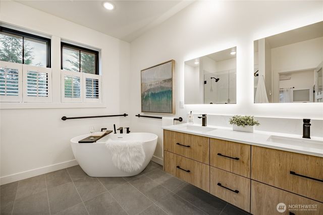 204 Pebblebrook Drive, Lynden, WA 98264