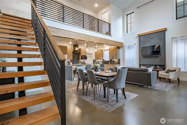 204 Pebblebrook Drive, Lynden, WA 98264