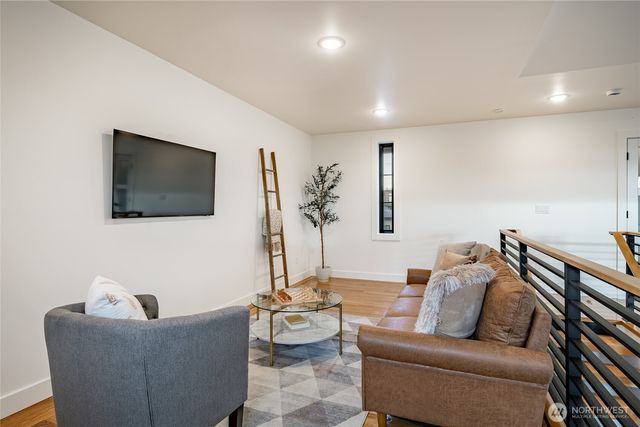 204 Pebblebrook Drive, Lynden, WA 98264