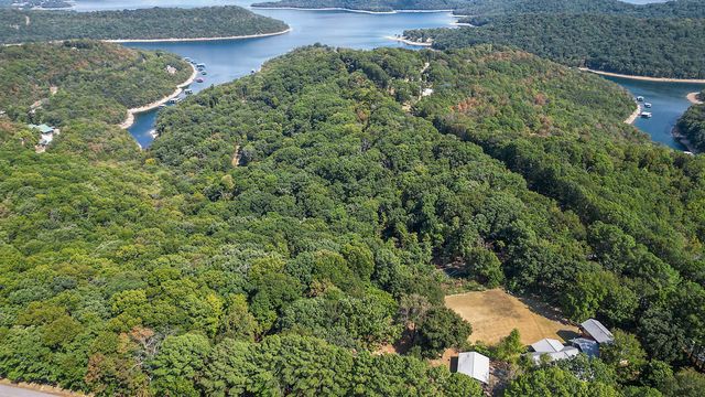 13122 Shaffer Road, Garfield, AR 72732
