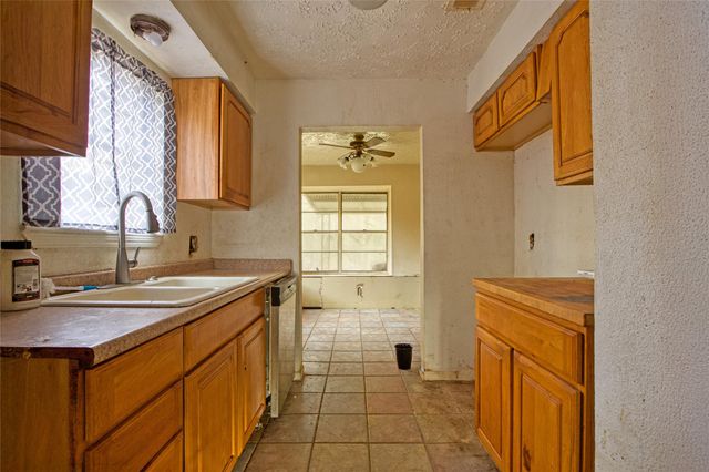 12539 Fern Forest Drive, Houston, TX 77044