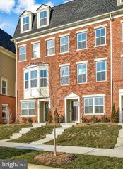 611 E 7TH ST, Frederick, MD 21701