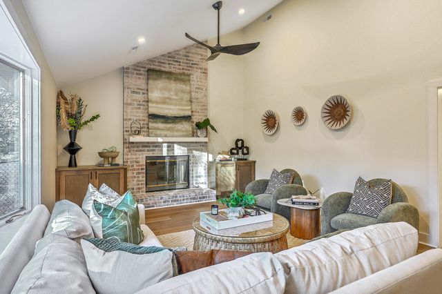 15 Windsor Drive, Charleston, SC 29407