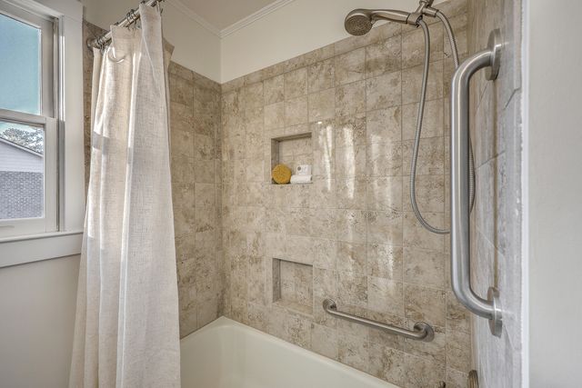 15 Windsor Drive, Charleston, SC 29407