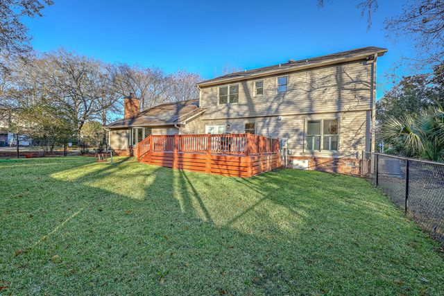 15 Windsor Drive, Charleston, SC 29407