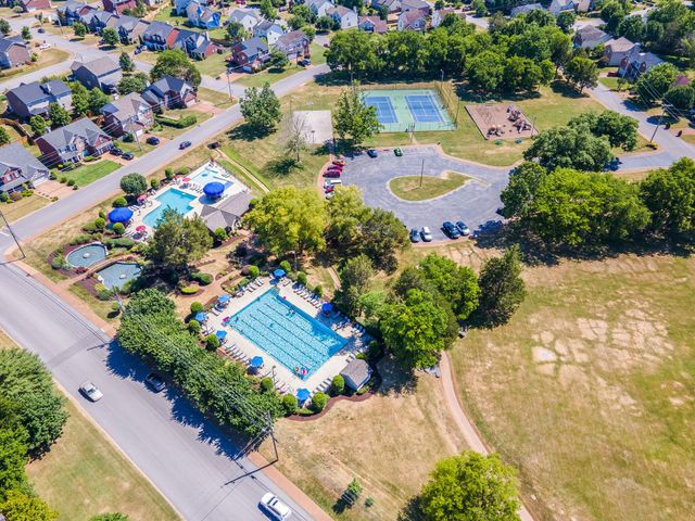 2980 Brisbane Dr, Mount Juliet, TN 37122