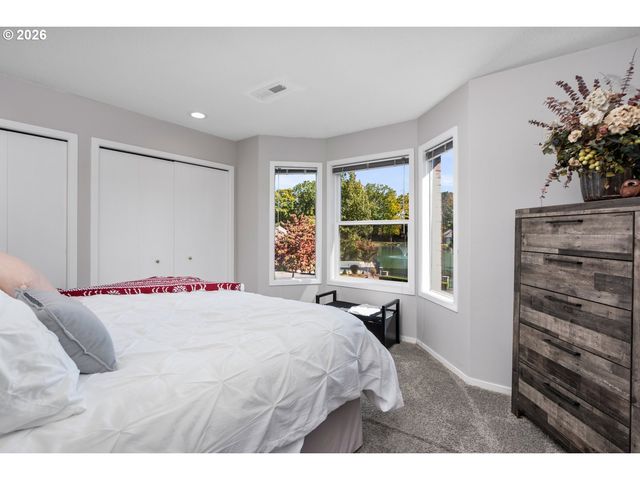 32279 Sw LAKE Dr, Wilsonville, OR 97070