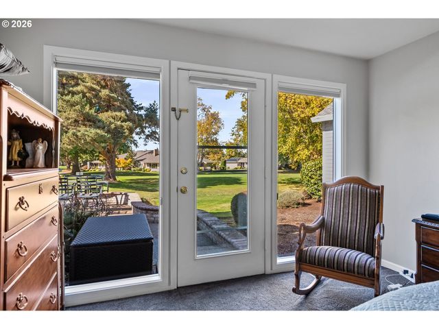 32279 Sw LAKE Dr, Wilsonville, OR 97070