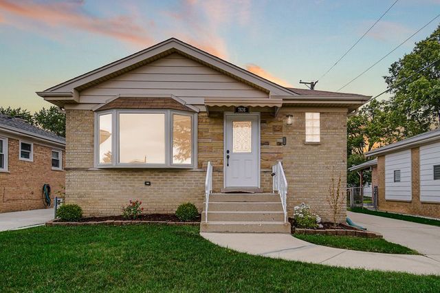 7636 W Strong Street, Norridge, IL 60706