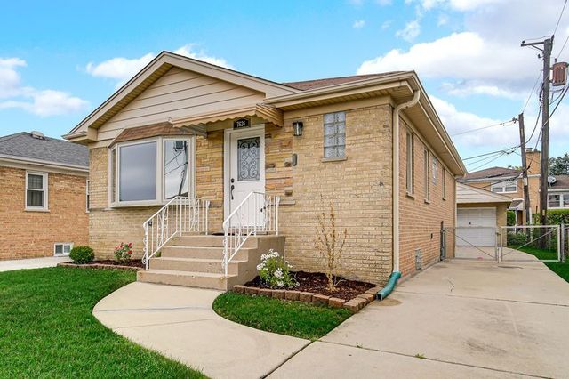 7636 W Strong Street, Norridge, IL 60706