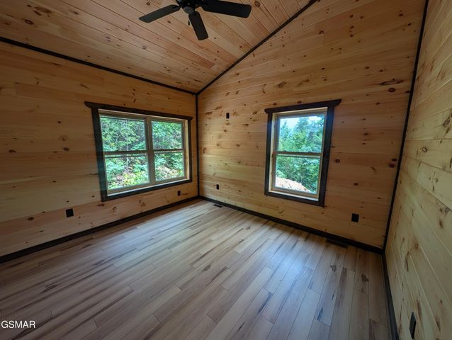 928 Ski Mountain Road, Gatlinburg, TN 37738