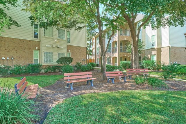 6607 Lake Woodlands Drive 234, The Woodlands, TX 77382