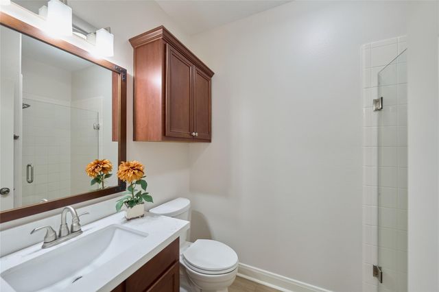 6607 Lake Woodlands Drive 234, The Woodlands, TX 77382