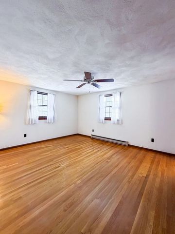 1 Old Coach Road, Hudson, NH 03051