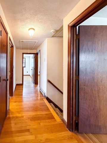 1 Old Coach Road, Hudson, NH 03051