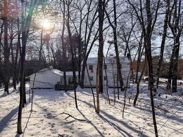 1 Old Coach Road, Hudson, NH 03051