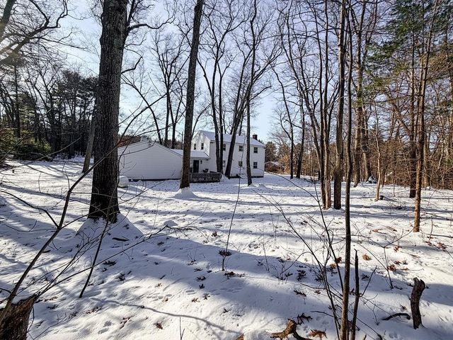 1 Old Coach Road, Hudson, NH 03051