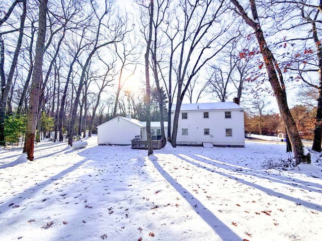 1 Old Coach Road, Hudson, NH 03051