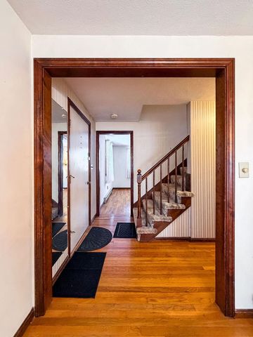 1 Old Coach Road, Hudson, NH 03051