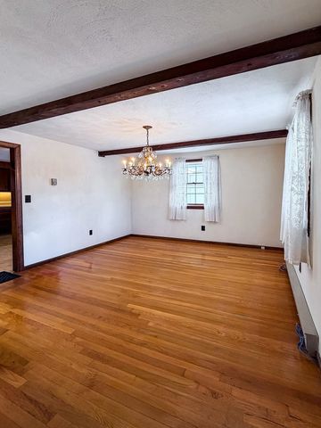 1 Old Coach Road, Hudson, NH 03051