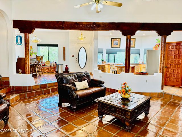 2527 W Ruthann Drive SW, Tucson, AZ 85713