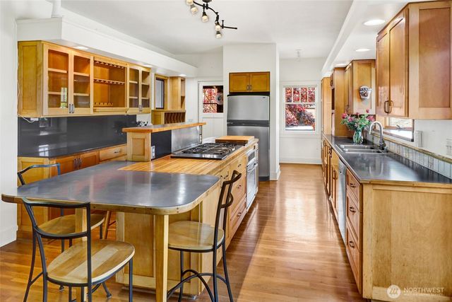 1478 Kelly Road, Bellingham, WA 98226
